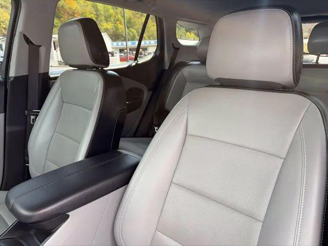 2022 GMC Terrain AWD SLT