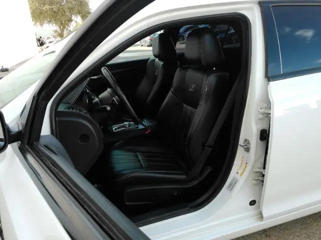 2015 Chrysler 300 300S