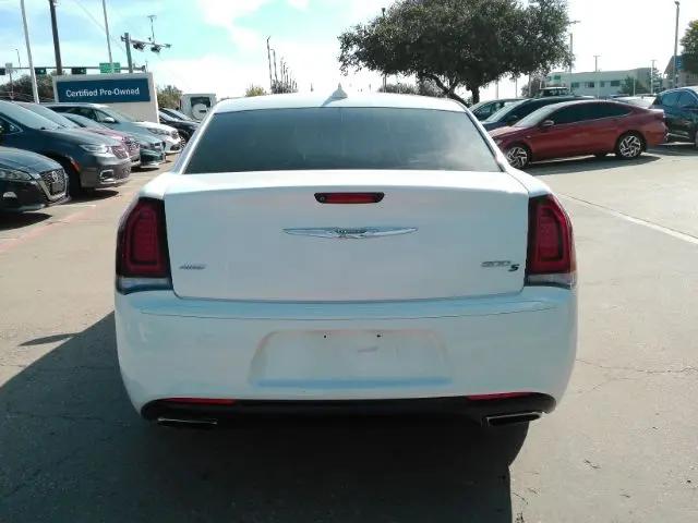 2015 Chrysler 300 300S