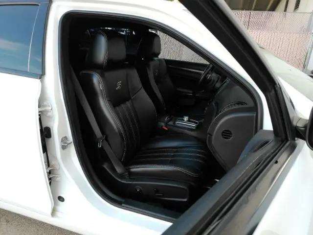 2015 Chrysler 300 300S