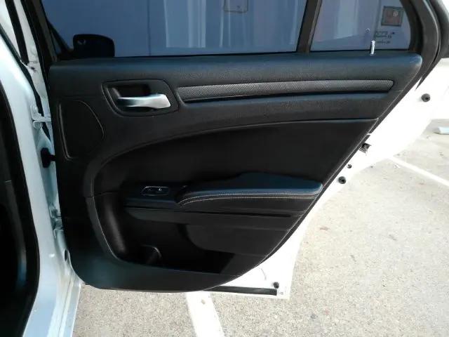 2015 Chrysler 300 300S