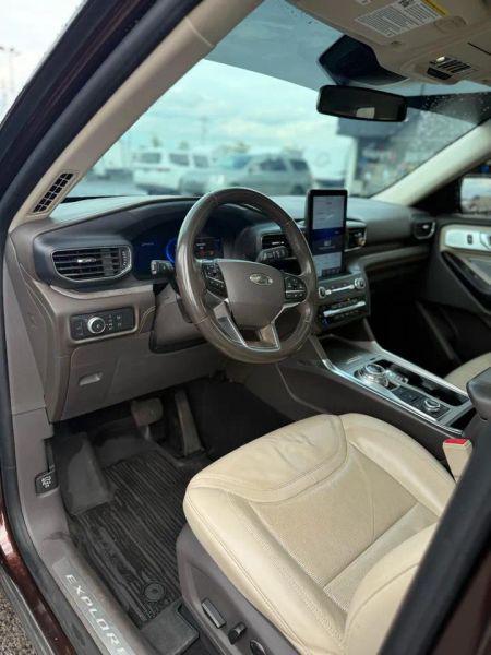 2020 Ford Explorer Platinum
