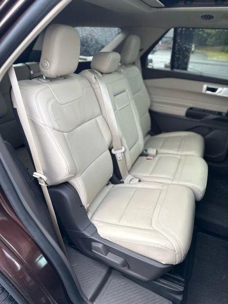 2020 Ford Explorer Platinum