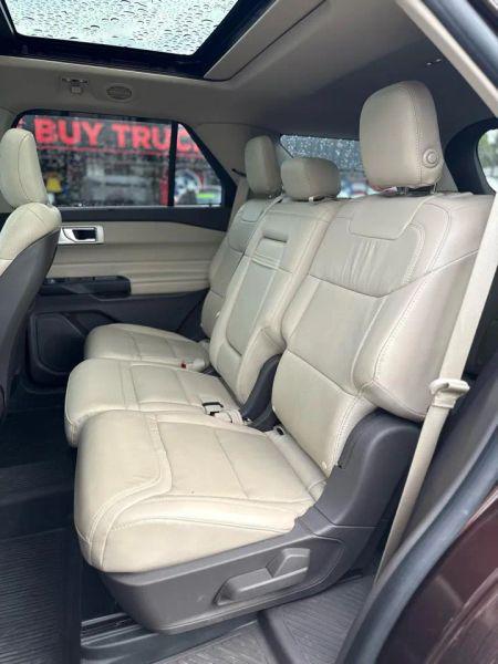 2020 Ford Explorer Platinum