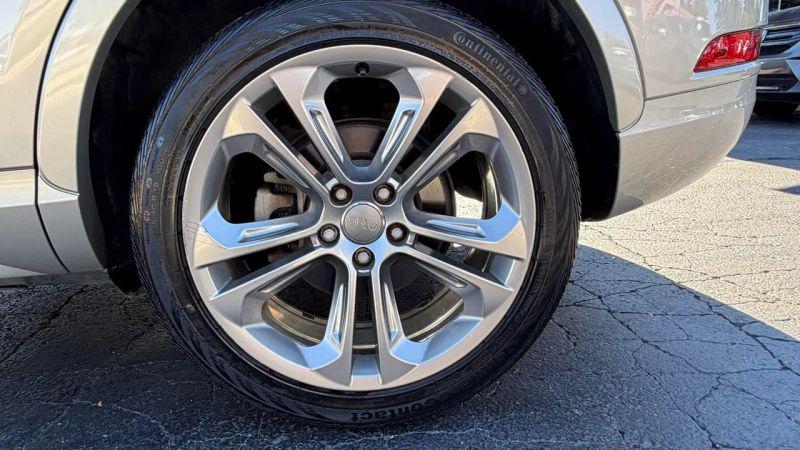 2017 Audi Q3 2.0T Premium