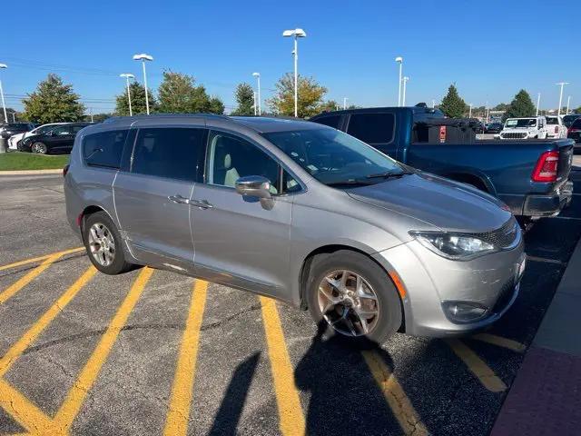 2017 Chrysler Pacifica Limited for sale in Glendale Heights, IL