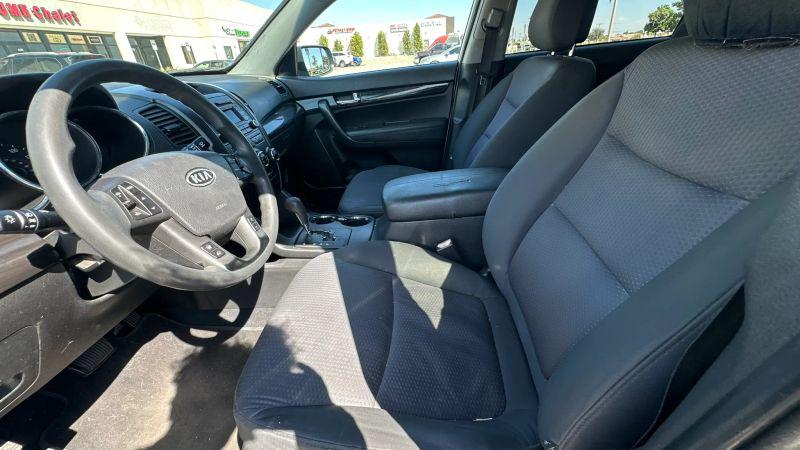 2012 Kia Sorento LX V6