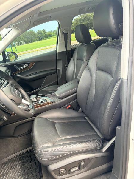 2019 Audi Q7 55 Premium