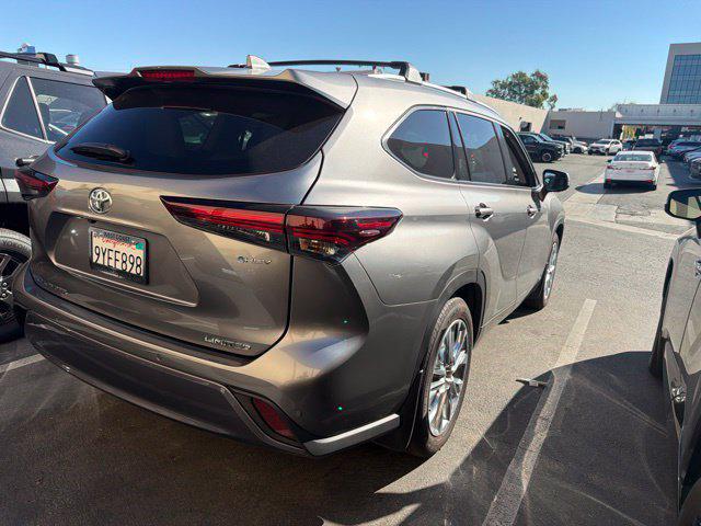 2026 Toyota Highlander Hybrid Limited
