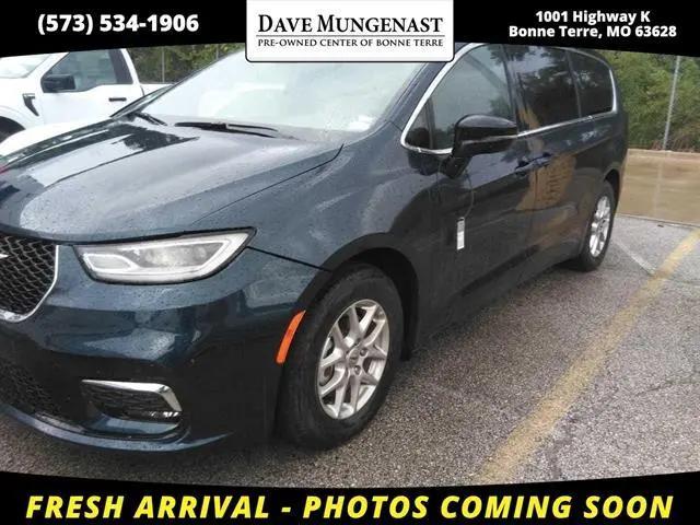 2025 Chrysler Pacifica Select for sale in Bonne Terre, MO