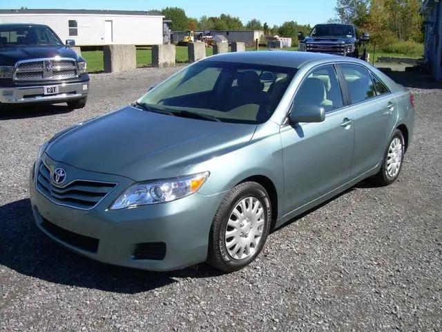 2010 Toyota Camry LE for sale in Central Square, NY