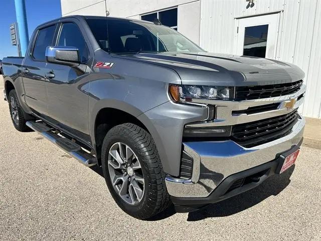 2021 Chevrolet Silverado 1500 4WD Crew Cab Short Bed LT for sale in Lancaster, WI