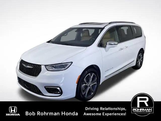 2021 Chrysler Pacifica Pinnacle AWD for sale in Lafayette, IN