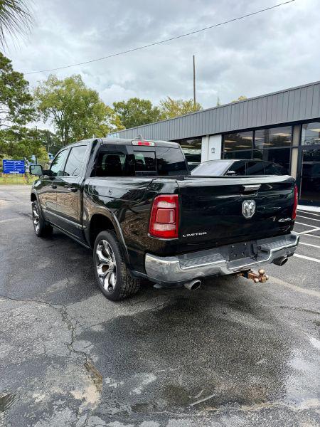 2019 Ram 1500 Limited Crew Cab 4x4 57 Box