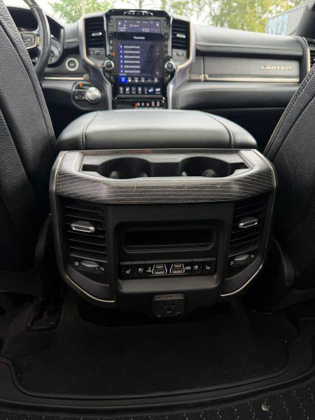 2019 Ram 1500 Limited Crew Cab 4x4 57 Box