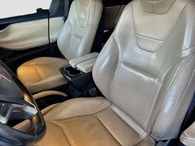 2015 Tesla Model S 85D