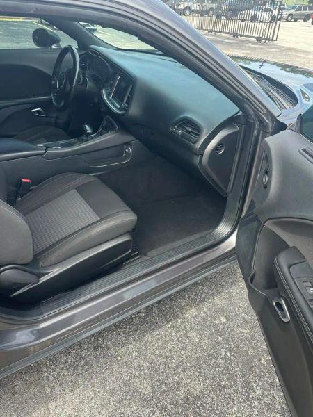 2020 Dodge Challenger SXT