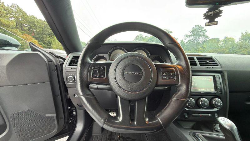 2014 Dodge Challenger Shaker Pkg
