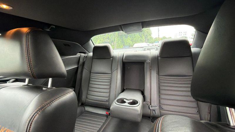 2014 Dodge Challenger Shaker Pkg