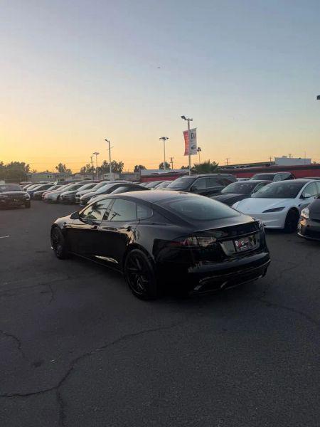 2026 Tesla Model S Plaid