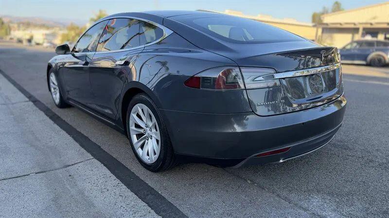 2016 Tesla Model S 90D