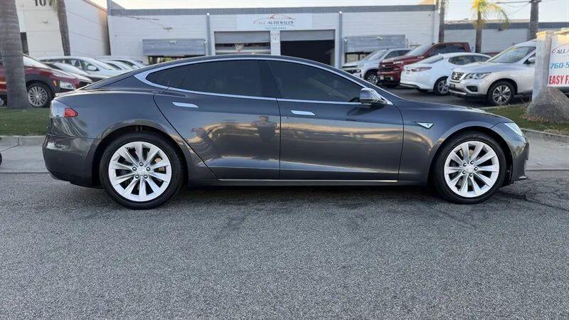 2016 Tesla Model S 90D