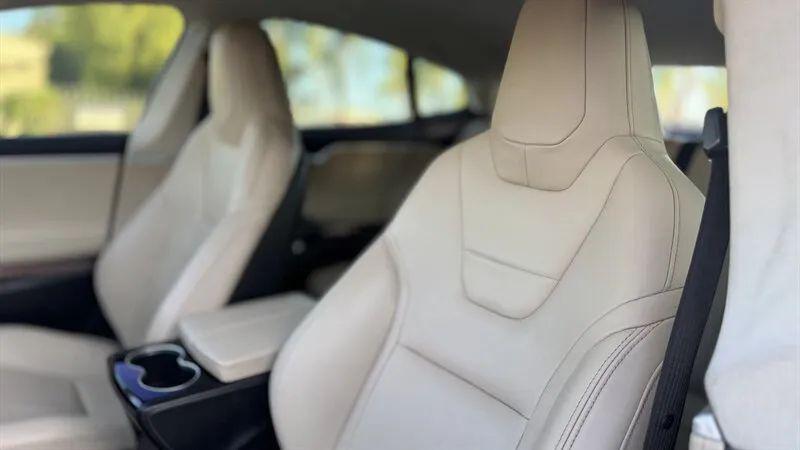 2016 Tesla Model S 90D