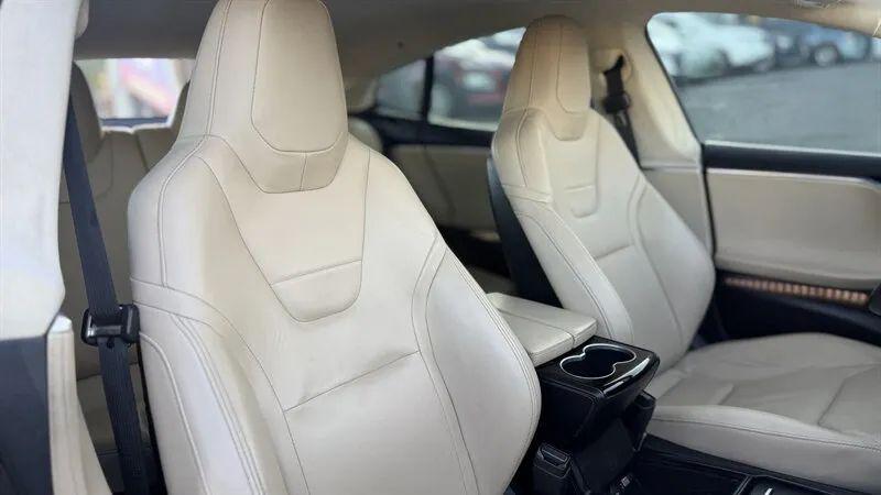 2016 Tesla Model S 90D
