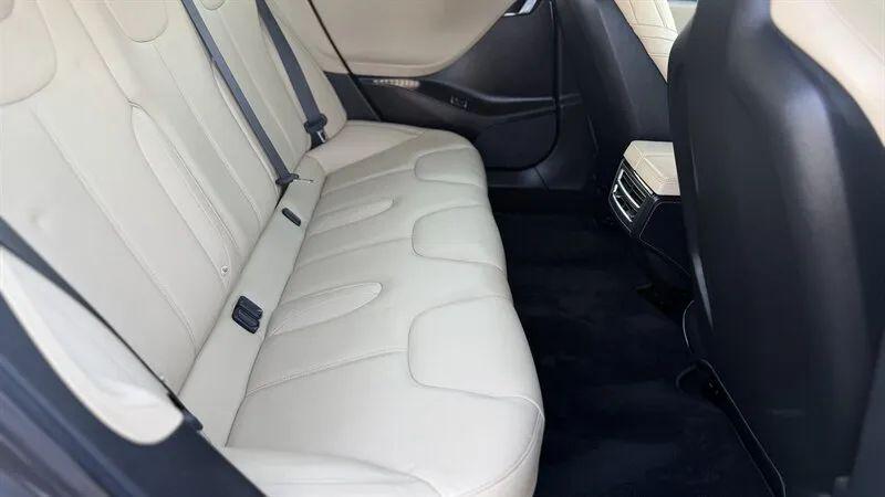 2016 Tesla Model S 90D