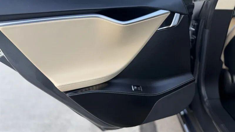 2016 Tesla Model S 90D