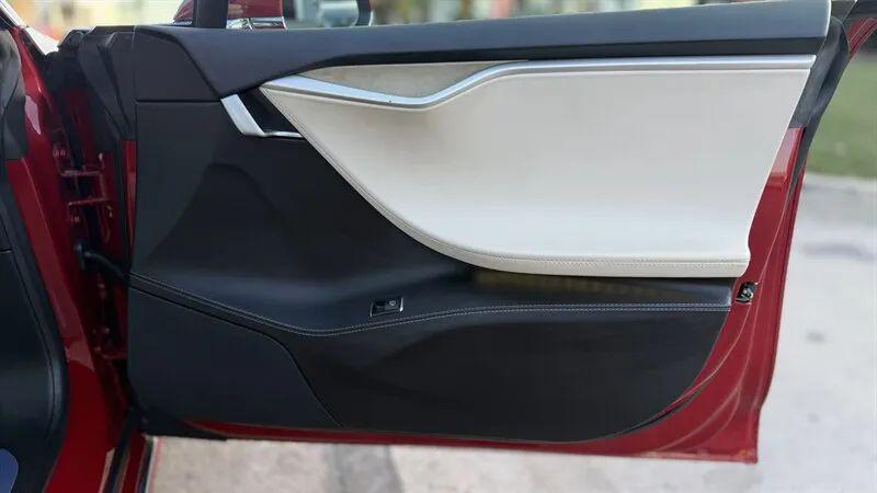 2017 Tesla Model S P100D
