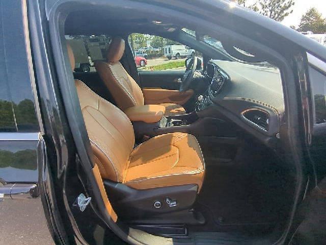 2022 Chrysler Pacifica Pinnacle AWD