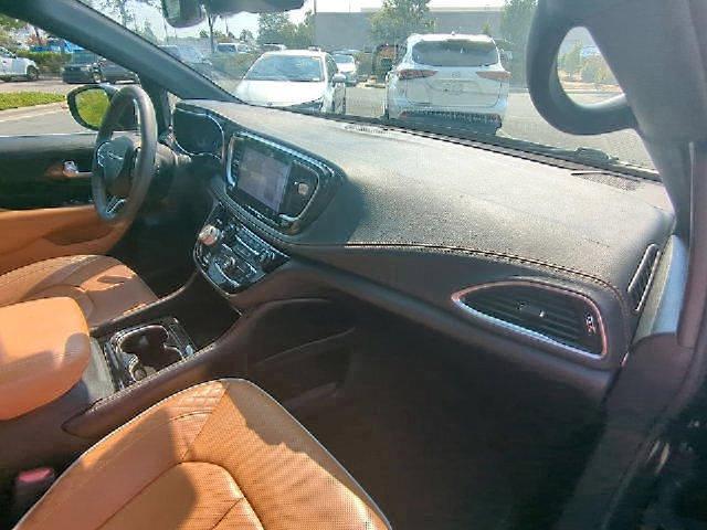 2022 Chrysler Pacifica Pinnacle AWD