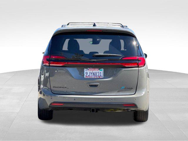 2023 Chrysler Pacifica Hybrid Touring L
