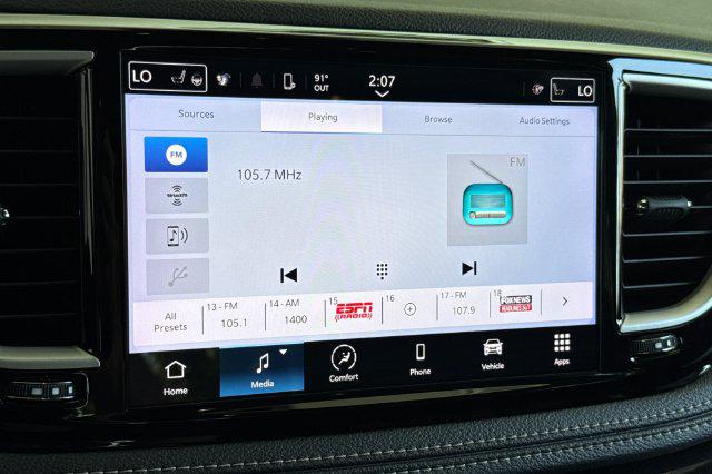 2023 Chrysler Pacifica Hybrid Touring L