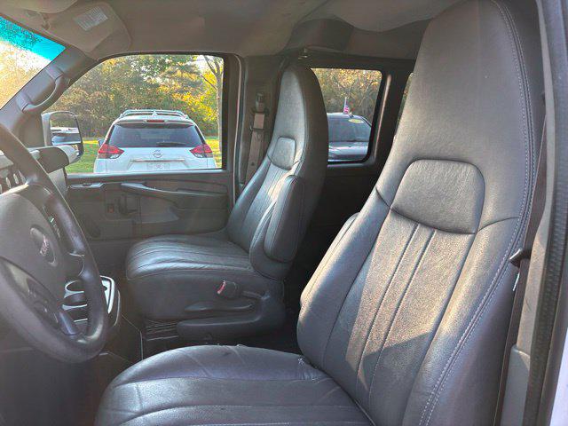 2012 GMC Savana LS