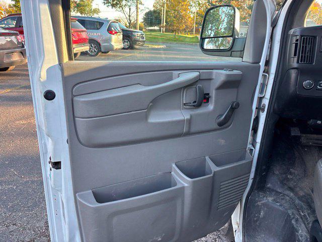 2012 GMC Savana LS