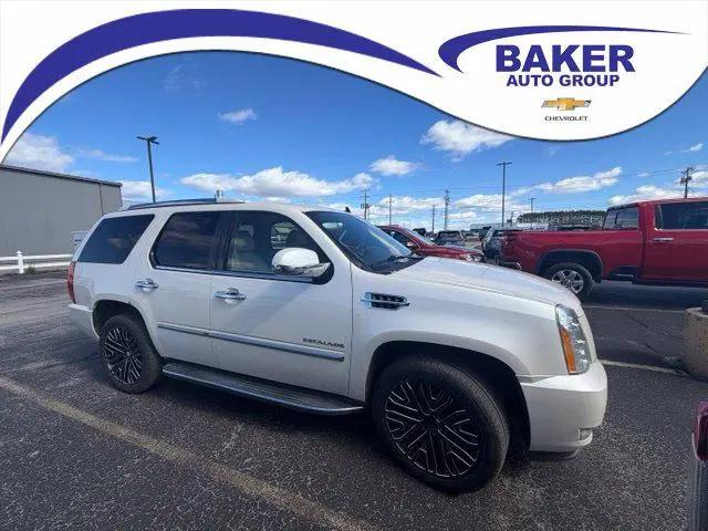 2013 Cadillac Escalade Luxury for sale in Cadillac, MI