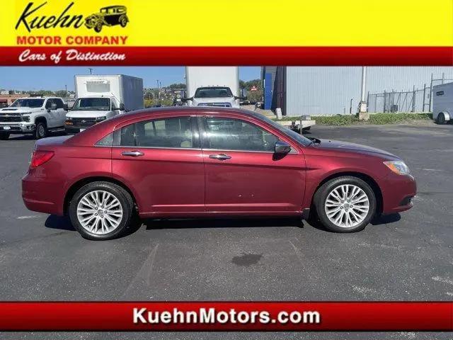 2011 Chrysler 200 Limited for sale in Rochester, MN
