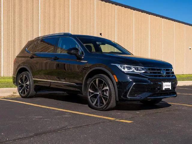 2024 Volkswagen Tiguan 2.0T SEL R-Line for sale in Glendale, WI
