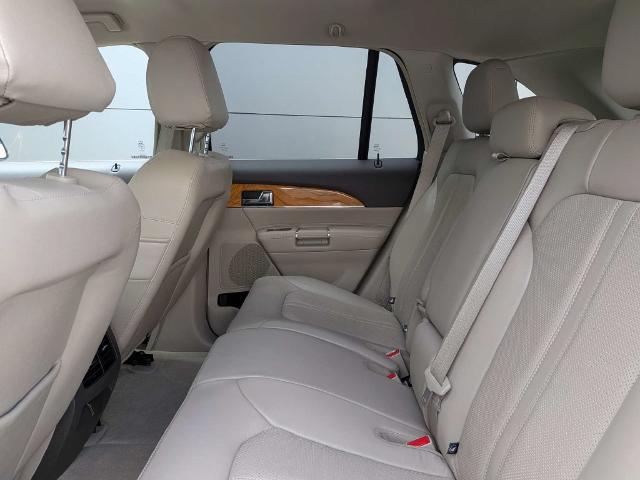 2014 Lincoln MKX Base