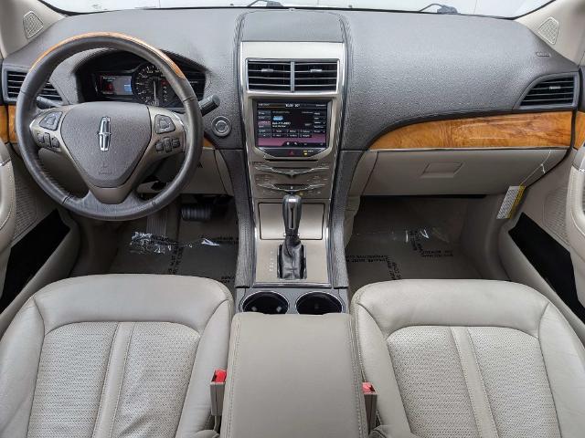 2014 Lincoln MKX Base