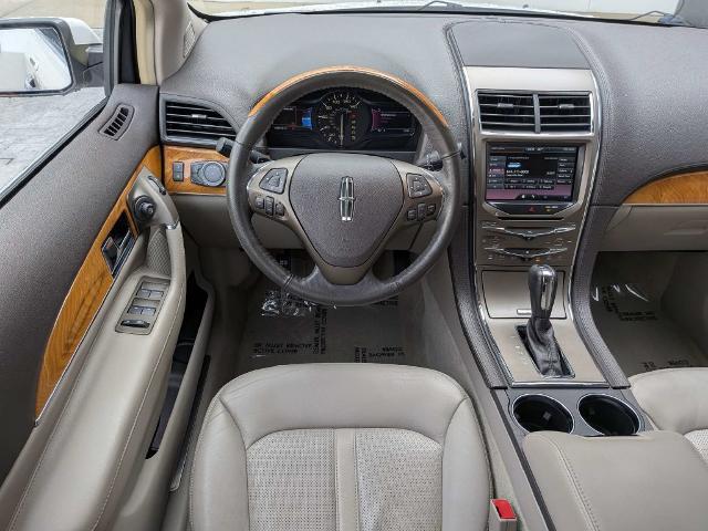 2014 Lincoln MKX Base
