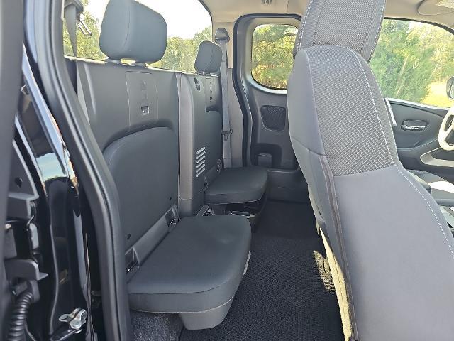 2023 Nissan Frontier King Cab SV 4x4