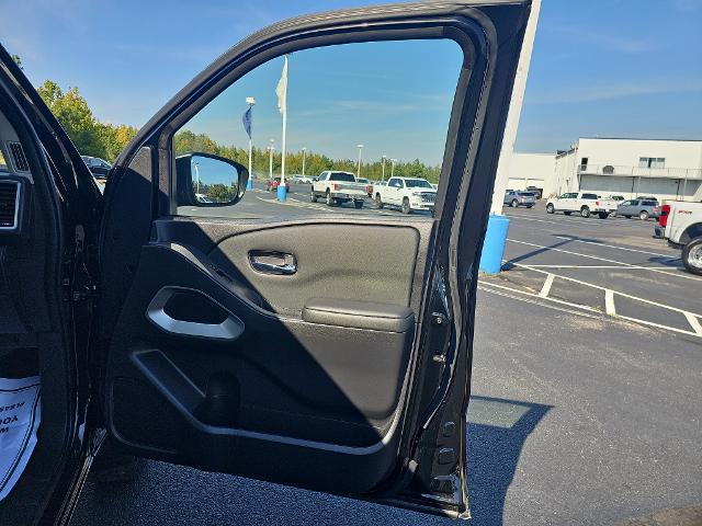 2023 Nissan Frontier King Cab SV 4x4