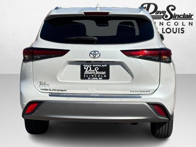 2023 Toyota Highlander Platinum