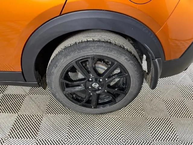 2019 Nissan Kicks SR
