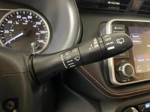 2019 Nissan Kicks SR