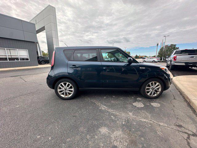 2017 Kia Soul +