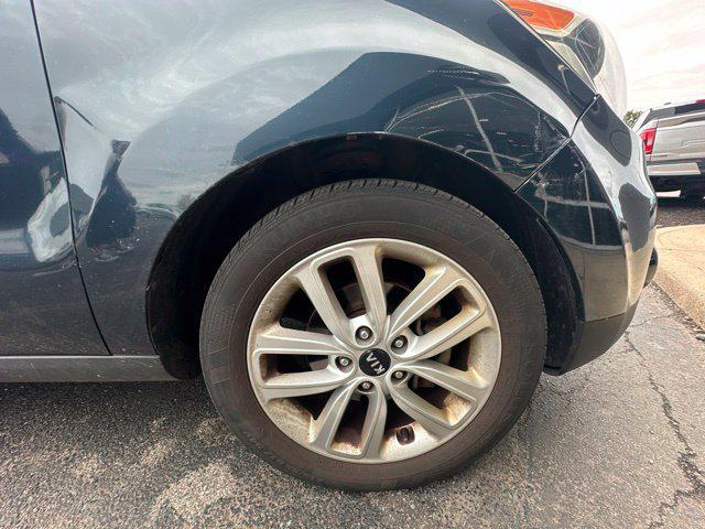 2017 Kia Soul +